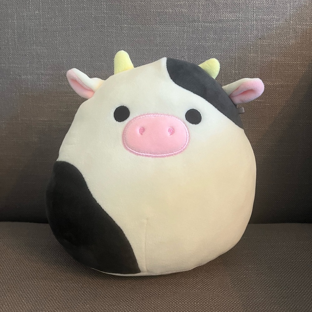 Adorable 9” Cream and Black Cow Squishmallow